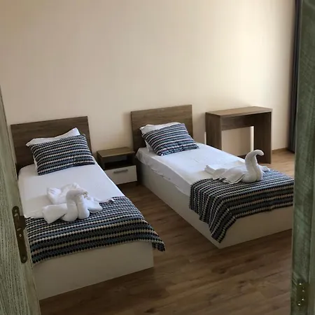 Hotel apartamentowy Flora Beach Private *