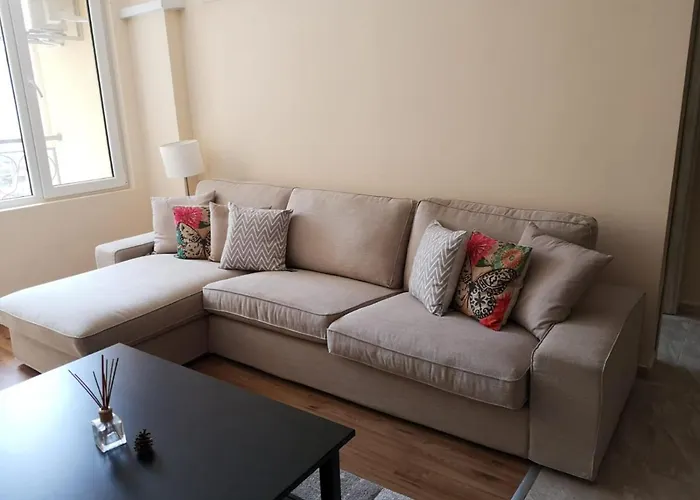 Flora Beach Private Апарт-отель Поморие